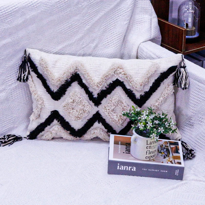 Boho Chenille Tufted Cushion Cover – Luxury with Tassels