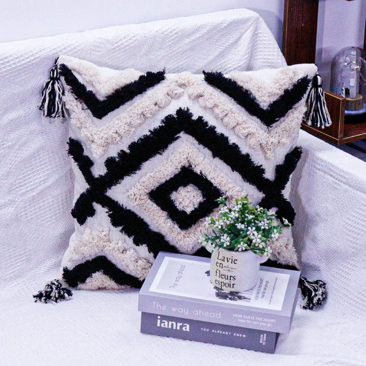 Boho Chenille Tufted Cushion Cover – Luxury with Tassels