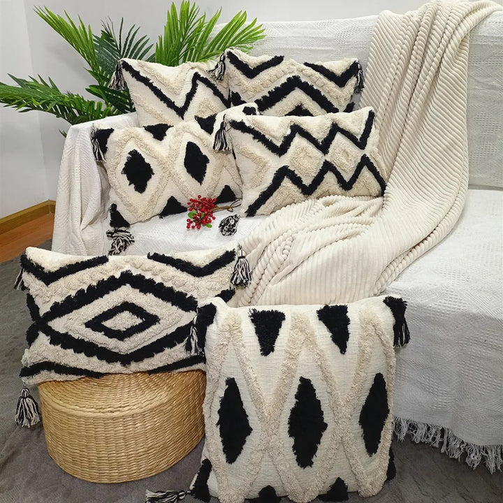 Boho Chenille Tufted Cushion Cover – Luxury with Tassels