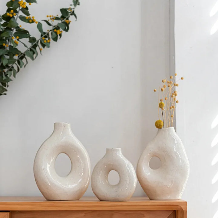Modern Ceramic Decorative Vase – Small Nordic Style Flower Pot for Bedroom, Living Room & Interior Home Decor
