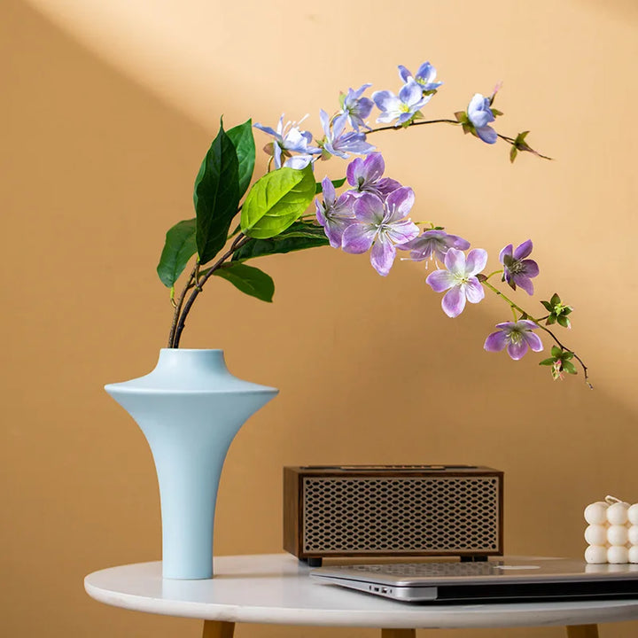 French Cream Ceramic Vase – Minimalist Nordic Centerpiece