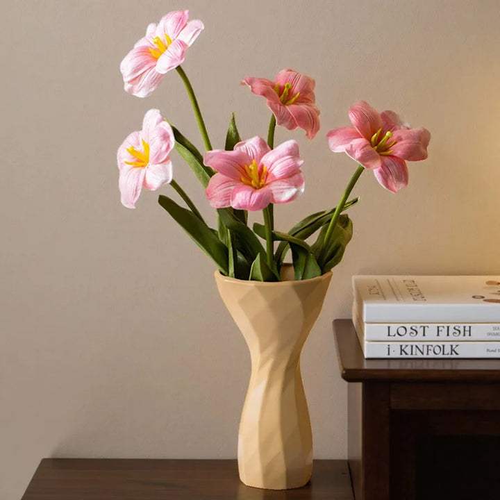 Geometric Ceramic Vase – Modern Centerpiece for Home Décor