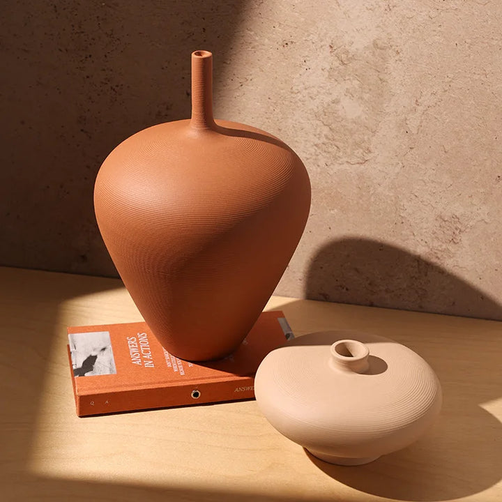 Nordic Retro Ceramic Vase – Modern Tabletop Centerpiece