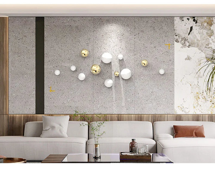 Golden and Silver Ball Wall Hanging Set – Modern Decor