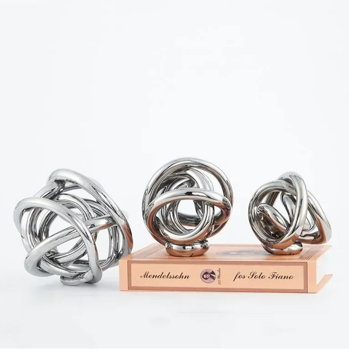 Transparent Glass Knot Sculpture – Modern Art Ornament