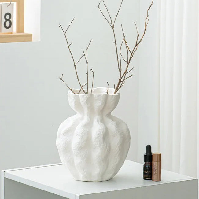 Nordic White Ceramic Vase – Modern Centerpiece Decoration
