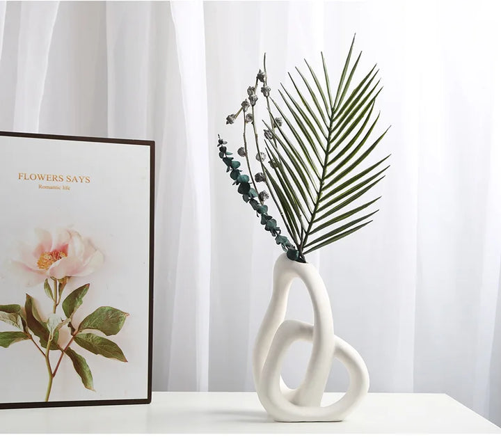 Abstract Ceramic Vase – Modern Nordic Home Décor for Pampas Grass