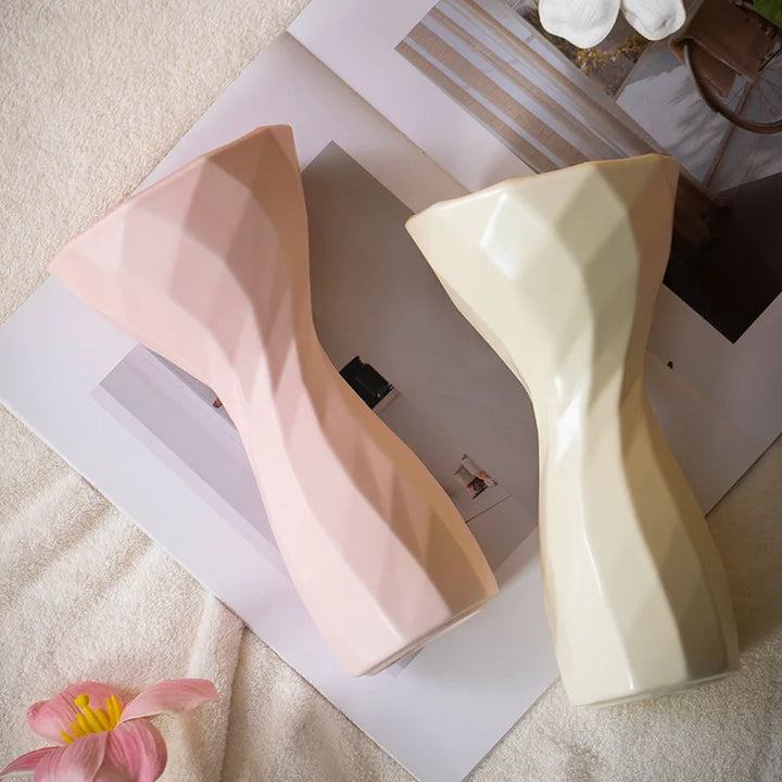 Geometric Ceramic Vase – Modern Centerpiece for Home Décor