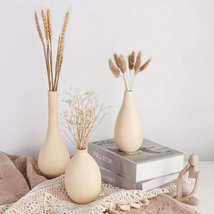 Beige Porcelain Vase – Nordic Minimalist Home Decor