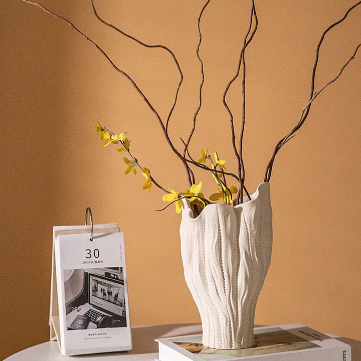 Ceramic Coastal Vase – Nordic Starfish & Waves Decor