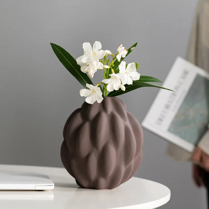 Morandi Ceramic Bud Vase – Modern Tabletop Floral Decor