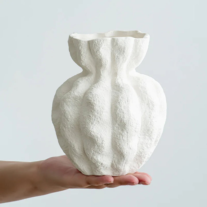 Nordic White Ceramic Vase – Modern Centerpiece Decoration