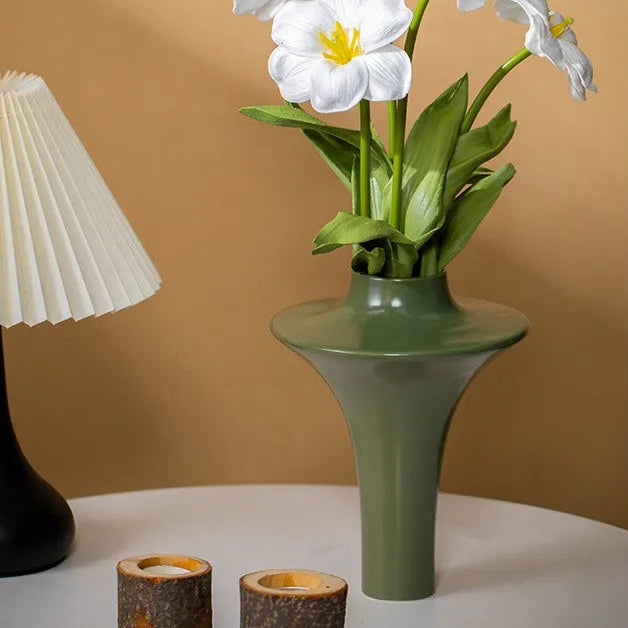 French Cream Ceramic Vase – Minimalist Nordic Centerpiece