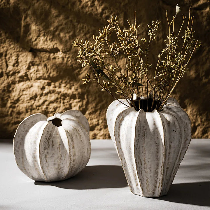 Geometric Ceramic Bud Vase – Multi-Sided Modern Vase for Dried Flowers, Pampas Grass & Boho Home Decor | Retro Tabletop Accent