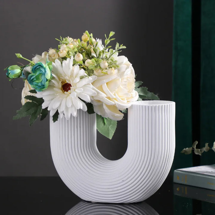 Nordic U-Shaped Resin Vase – Modern Home Table Decor