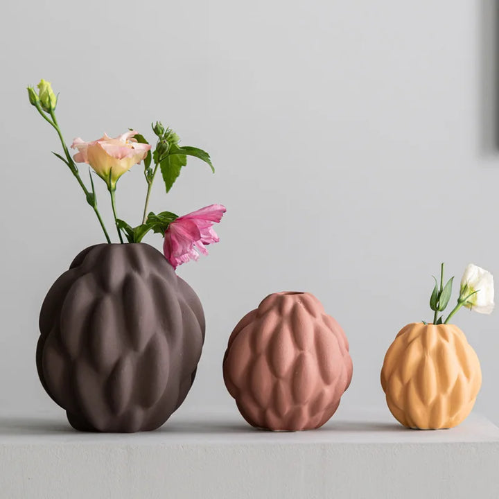 Morandi Ceramic Bud Vase – Modern Tabletop Floral Decor