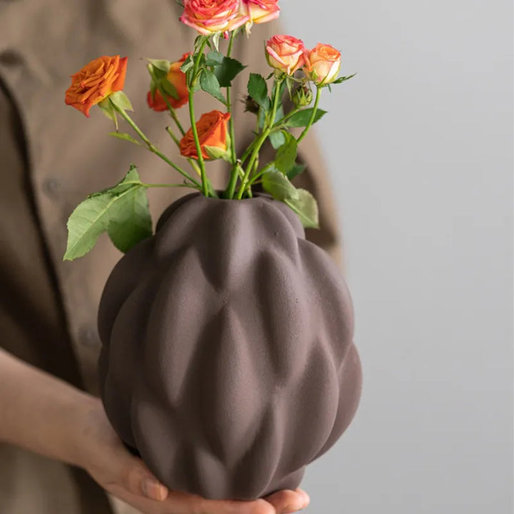 Morandi Ceramic Bud Vase – Modern Tabletop Floral Decor