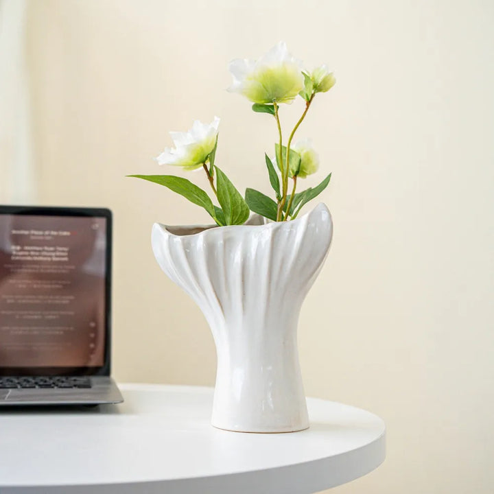 Geometric Ceramic Vase – Nordic Triangle Mouth Centerpiece