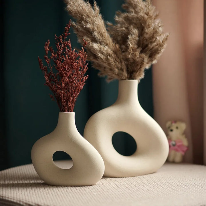 Nordic Matte Ceramic Vase – Minimalist Pampas Grass & Dried Flower Pot for Home and Office Decor