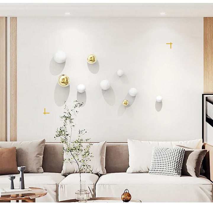 Golden and Silver Ball Wall Hanging Set – Modern Decor