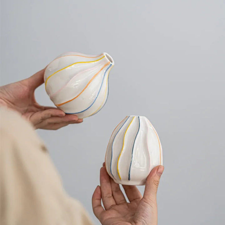 Cute Ceramic Bud Vase – Modern Tabletop Home Decoration