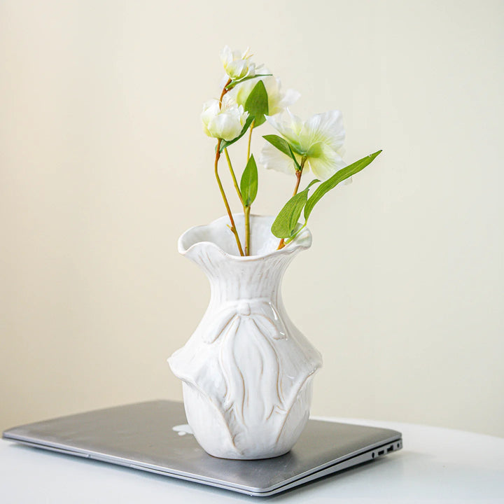 Retro Nordic Ceramic Vase – Modern Minimalist Home Décor