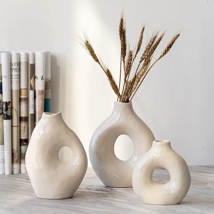 Modern Ceramic Decorative Vase – Small Nordic Style Flower Pot for Bedroom, Living Room & Interior Home Decor