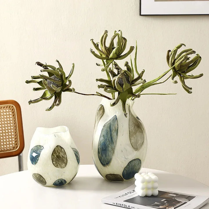 Blue & Green Grid Spot Glass Vase – Modern Pebble-Pattern Decorative Flower Vase for Home & Terrariums