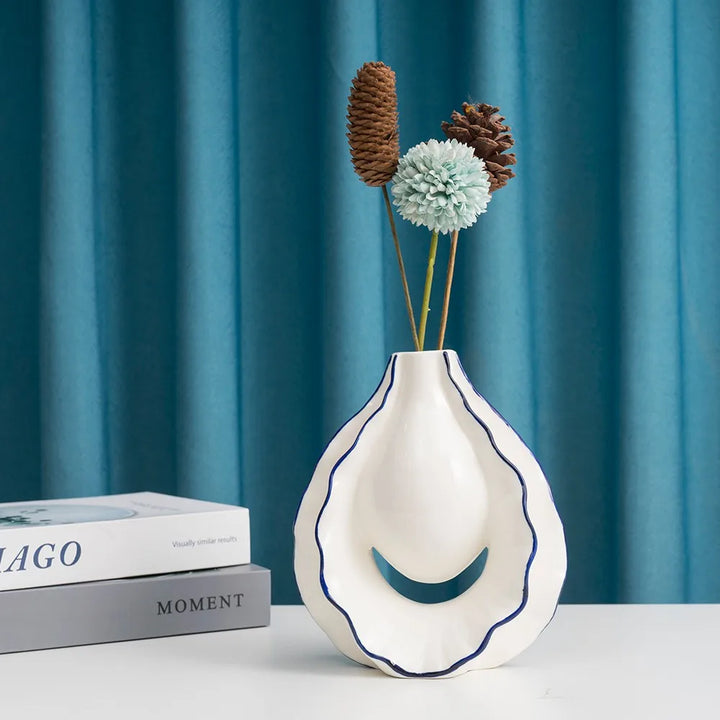 Ceramic Oyster Vase – Modern Tabletop Flower Decor