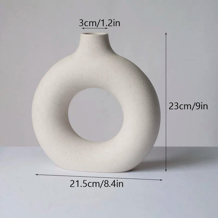 Nordic Round Hollow Ceramic Vase – Modern Donut-Shaped Table Decor for Pampas Grass & Dried Flowers