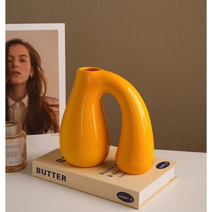 Nordic Chic Ceramic Vase – Modern Centerpiece Decoration