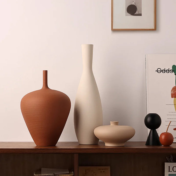 Nordic Retro Ceramic Vase – Modern Tabletop Centerpiece