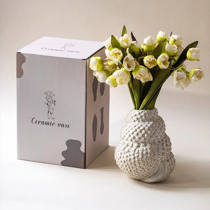 Retro Seashell Ceramic Vase – Modern Tabletop Decor