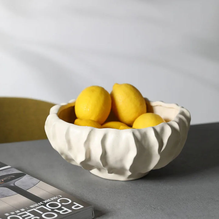 Geometric Pleated Resin Fruit Bowl – Modern Decorative Tray for Tabletop & Home Accessories
