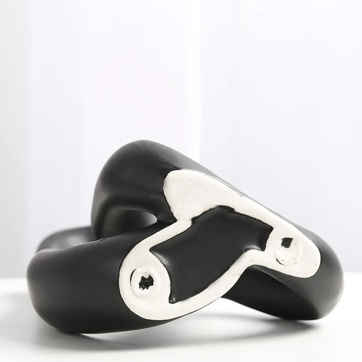 Abstract Ceramic Vase – Modern Nordic Home Décor for Pampas Grass