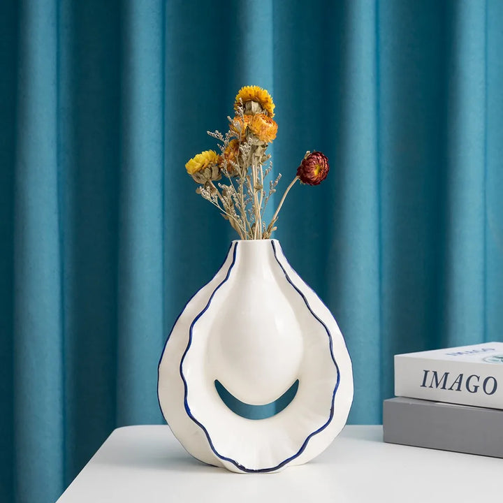 Ceramic Oyster Vase – Modern Tabletop Flower Decor