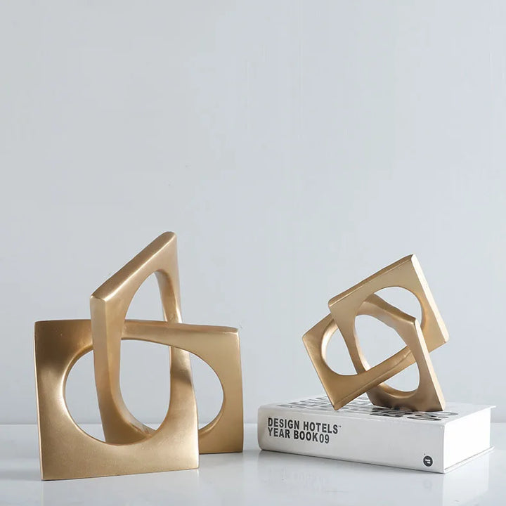 Abstract Geometric Sculpture – Modern Resin Desk Ornament