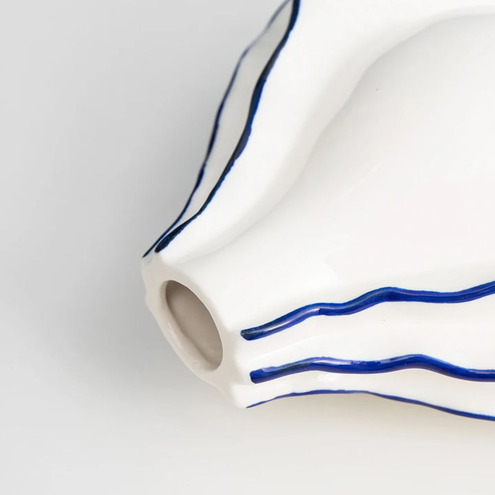 Ceramic Oyster Vase – Modern Centerpiece Vessel for Fresh Flowers | Tabletop Home Decor for Living Room, Bedroom, or Entryway