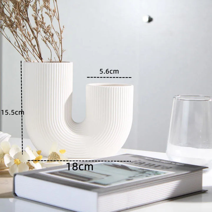 Large U-Shaped Nordic Ceramic Vase – Minimalist White & Pink Tabletop Decor for Dried Flowers and Greenery