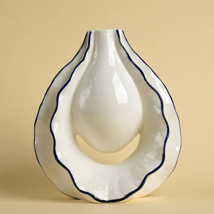Ceramic Oyster Vase – Modern Centerpiece Vessel for Fresh Flowers | Tabletop Home Decor for Living Room, Bedroom, or Entryway