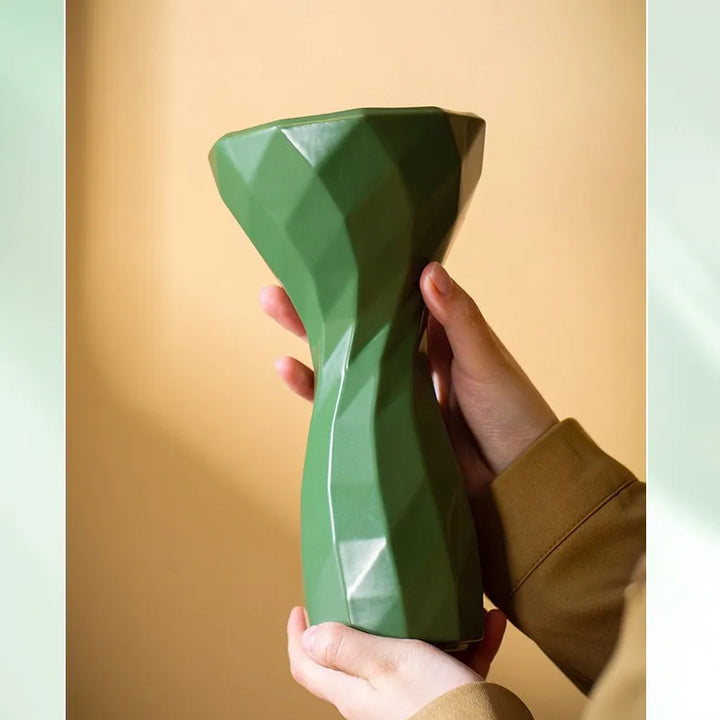 Geometric Ceramic Vase – Modern Centerpiece for Home Décor