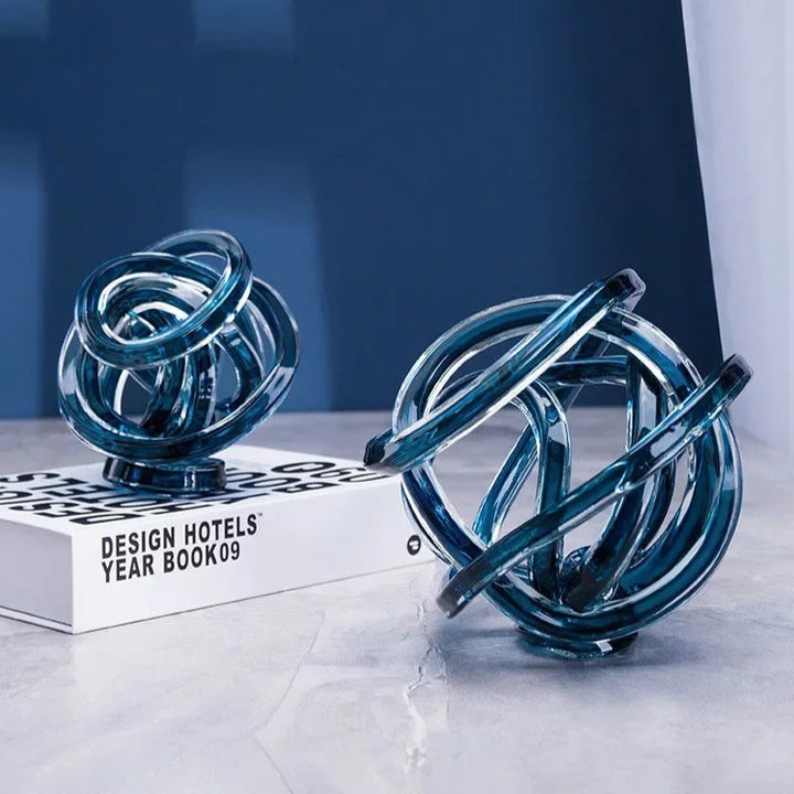 Twisted Glass Chain Sculpture – Modern Transparent Decor