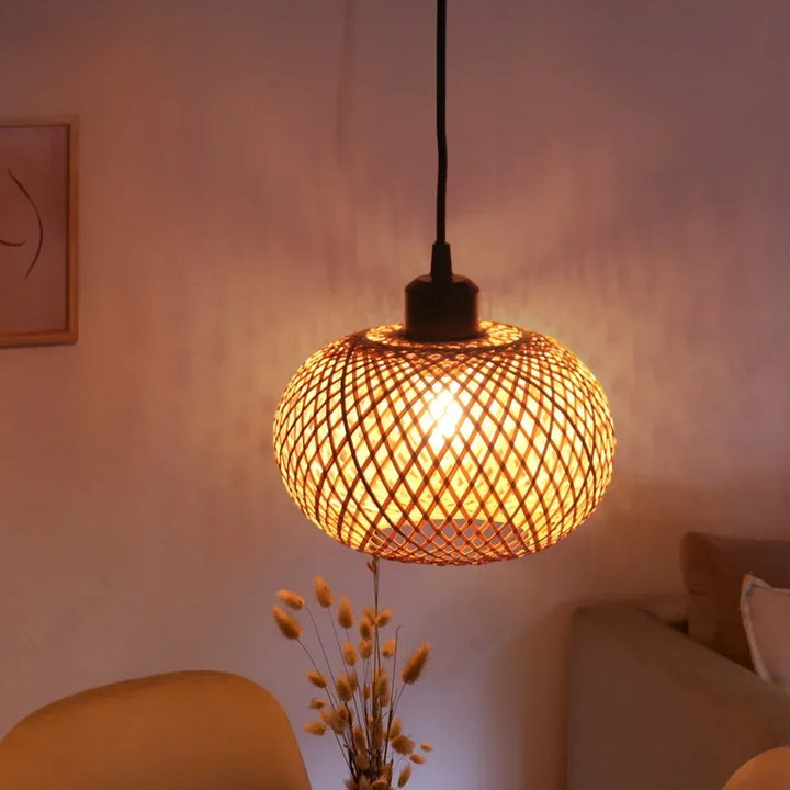 Retro Bamboo Rattan Pendant Light – Vintage LED Chandelier