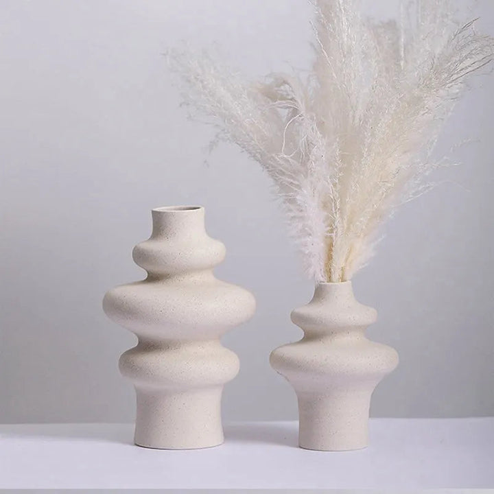 Nordic Ceramic Vase – Modern Minimalist Home Decoration