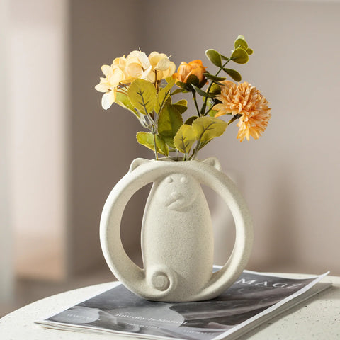 Abstract Cat Ceramic Vase – Modern Minimalist Animal Decor