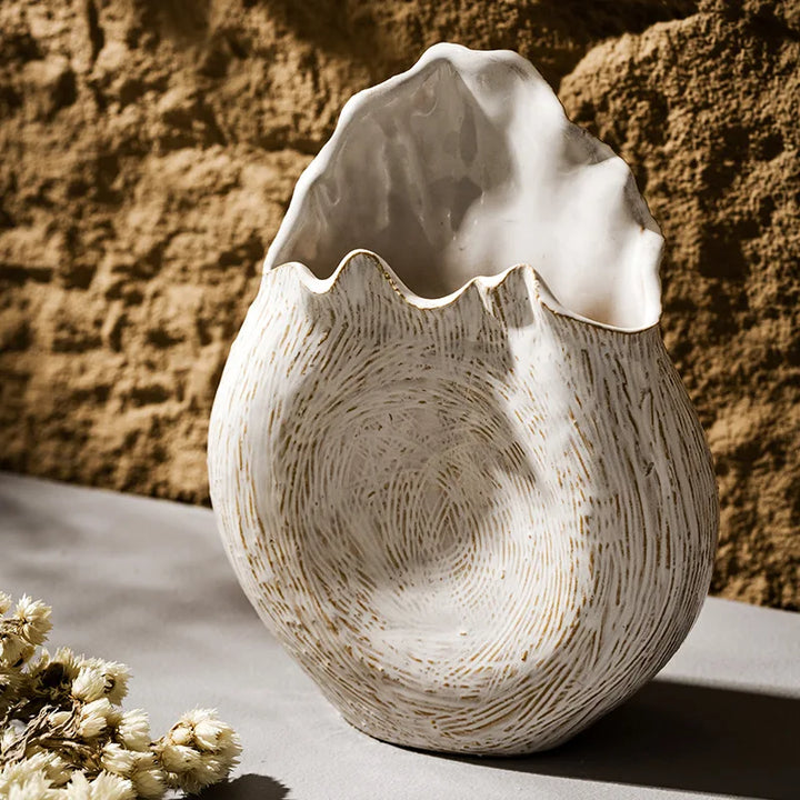 Boho Ceramic Vase – Retro Country Irregular Circle Decor