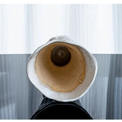 Nordic Ceramic Vase – Handmade Modern Tabletop Decor