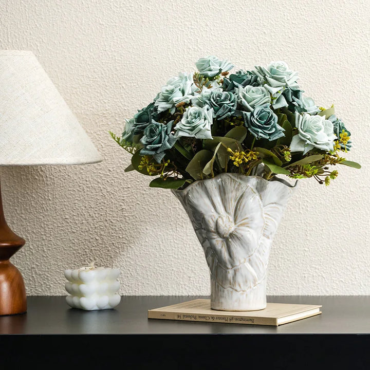 Retro Ceramic Vase – Modern Tabletop Flower Decor