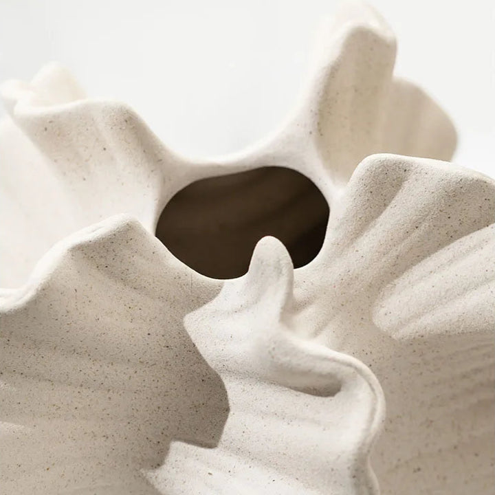 Abstract Ceramic Wrinkle Vase – Modern Decorative Flower Pot