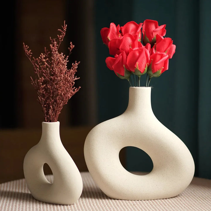 Nordic Matte Ceramic Vase – Minimalist Pampas Grass & Dried Flower Pot for Home and Office Decor